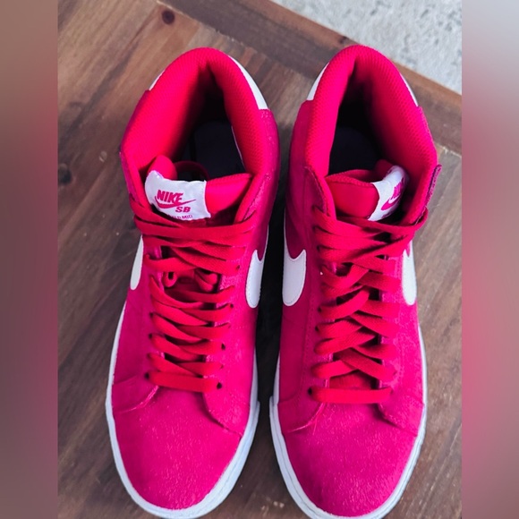 Nike SB Zoom Blazer Mid Shoe Red High-Top Sneakers - Picture 9 of 11